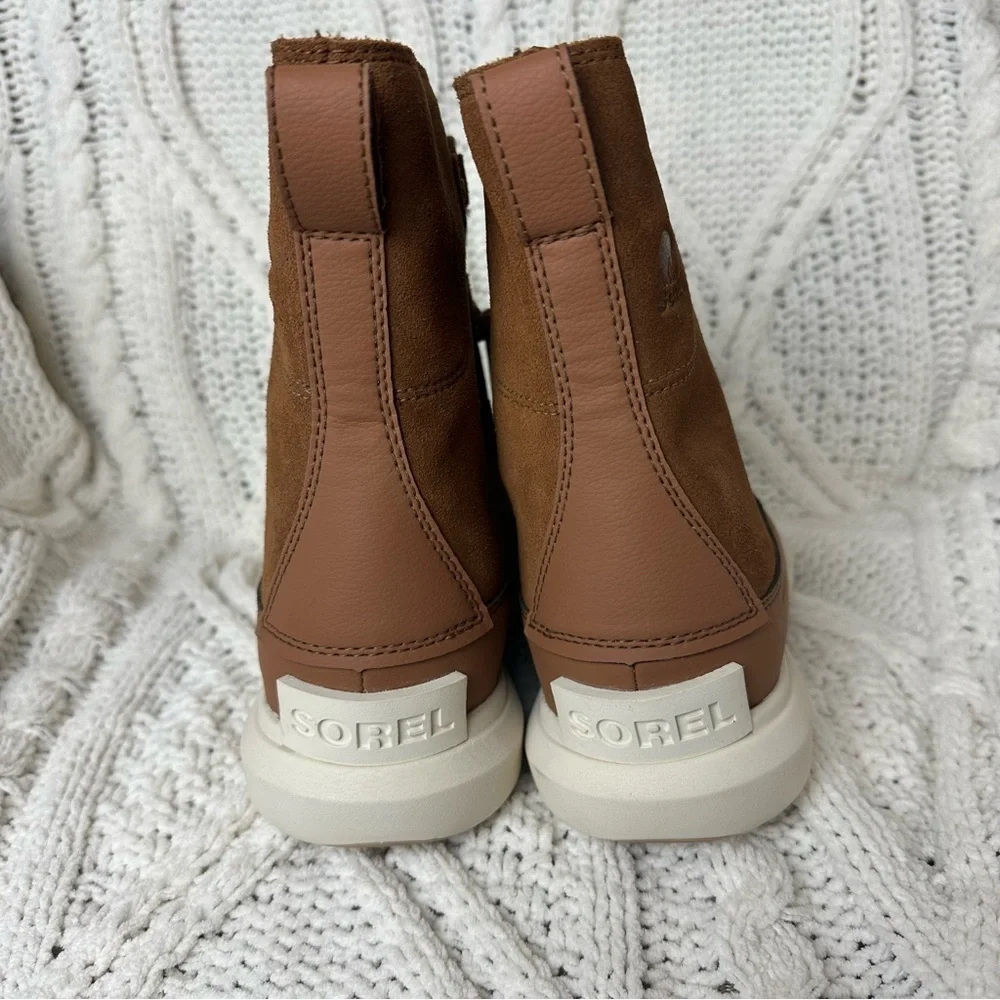 SOREL Explorer Joan II Size 7 Boot